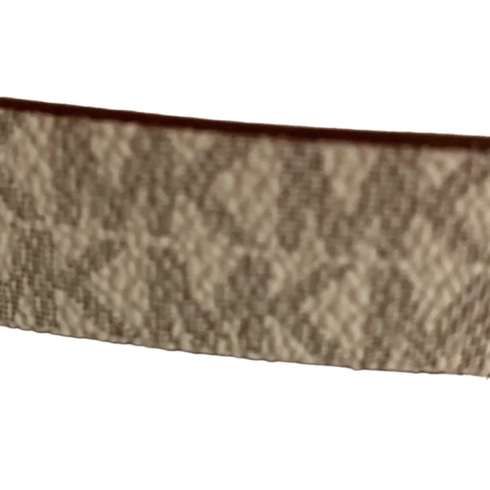 Michael Kors Two For One Belt Set L/XL - Picture 7 of 10